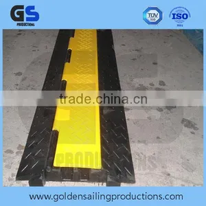 Hot Selling Yellow and Black Rubber Cable Ramp Coner thumbnail-1