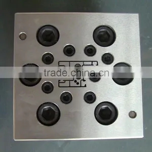 Plastic Extrusion Mould (factory Direct China) Plastic Molding / Plastic Mould Design / Plastic Mould Manufacturer thumbnail-1