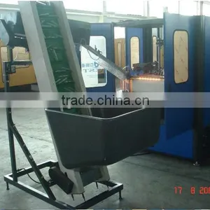 Automatic Lineal PET Blow Moulding Machine thumbnail-1