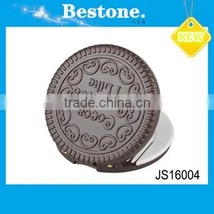 Mini Pocket Chocolate Cookie Compact Mirror With Comb thumbnail-1