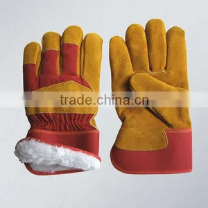 Winter Gloves thumbnail-1