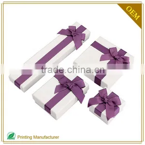 White Premium Hard Paper Gift Box With Lid Tray Custom Logo thumbnail-2