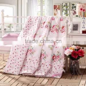 Luxury Cheap Handmade Patchwork Floral Design Pure Silk or Down Comforter/quilt for Baby thumbnail-1