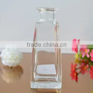 Wholesale Round Shaped Glass Perfume Bottle Stock thumbnail-4