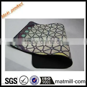 High Quality Flannel Rubber Base Game Pad For Low Price thumbnail-1