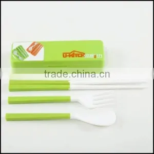 2015 Hot Sell One Set 3 Pieces Detachable Food Grade Plastic Kitchen Spoon,hot Sell Food Grade Plastic Spoon Supplier thumbnail-1