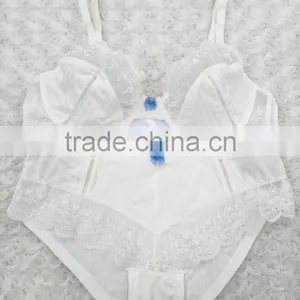 Ladies Excellent Embroidery Lace Charming Soft Sexy Bra Panty Set thumbnail-5