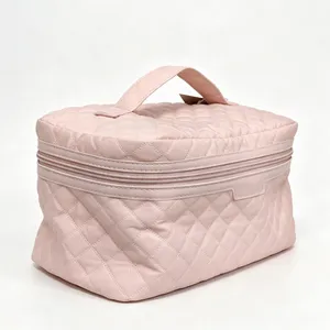 Large Capacity Quilted Travel Cosmetic Bag, thumbnail-4