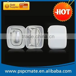 Travel Kit Case With Wireless Mouse, Headphone and USB LED Light thumbnail-1
