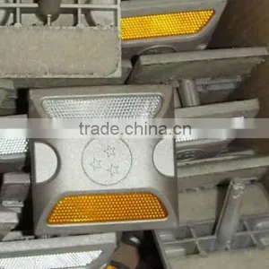 Usage Widely Cast Aluminum Road Stud thumbnail-1