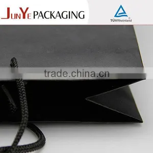 Wholesale Matte Back Lamination Logo Printed Custom Brand Name Folding Recycled Paper Shopping Bag thumbnail-5