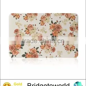 Beautiful Flowers Plastic Folio Cover for Macbook thumbnail-2
