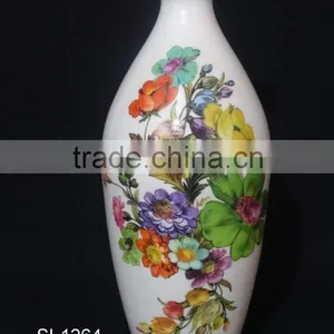 LATEST DESIGN OF VASES AT ATTRACTIVE PRICES thumbnail-1