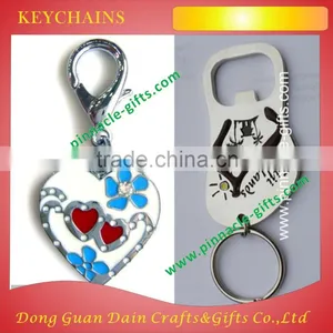 Customized Metal Keychains With Soft Enamel thumbnail-1