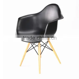 Woodlegs Plastic Dining Arm Chair thumbnail-2