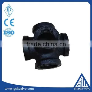3-D Black Malleable Iron Tee Cross Pipe Fittings thumbnail-4