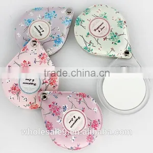 Pu Leather Folding Cosmetic Mirror thumbnail-2