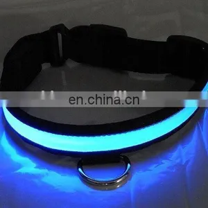 LED Pet Safety Retractable Dog Leash With Soft Handle thumbnail-3
