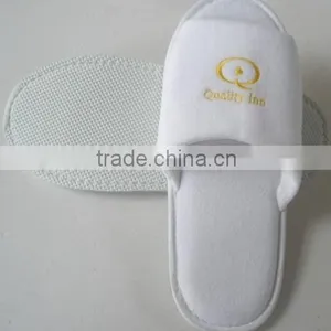 White Cotton Hotel Slipper thumbnail-1