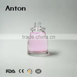 Clear Perfume Glass Bottles With Lid thumbnail-1