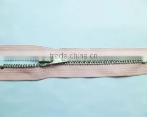 5# Metal Aluminum Teeth Zipper Close End Zipper With Locking Slider Jacket Zipper thumbnail-1
