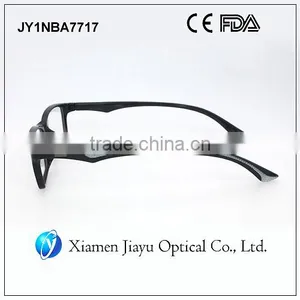 Xiamen Manfacturer Best Quality Tr90 Men Eyeglass Frames thumbnail-4