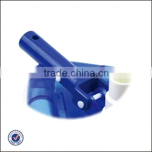Clear Weighted Triangle Pool Vacuum Head thumbnail-2