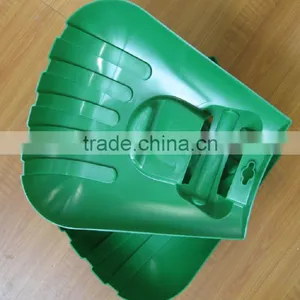Poly Garden and Yard Leaf Scoops Hand Leaf Rake Claws Quick Removal of Grass or Leaves thumbnail-5
