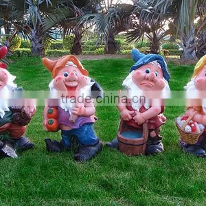 Christmas Garden Statue Decorations Resin Dwarf Cartoon thumbnail-1