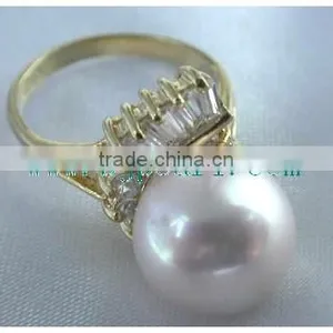 White South Sea Pearl With Gold Ring Diamond Ring thumbnail-1