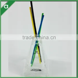 Engraved Long Triangle Yurt Glass Bottle for 80ml Reed Diffuser Oil thumbnail-2