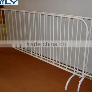 Manufacturer Supply Crowd Control Barricades thumbnail-3