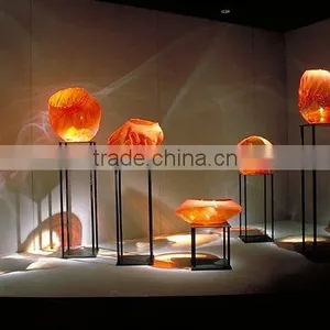 Blown Glass Statuettes thumbnail-1