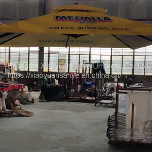 Big Roman Umbrella Side Standing, Courtyard Umbrellas, Square and Round Hand Pushed Banana Umbrella thumbnail-5