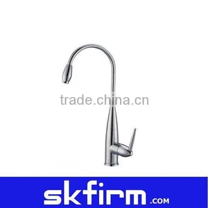 New Design Chrome Kitchen Faucet Swivel Spout (hot/cold) thumbnail-1