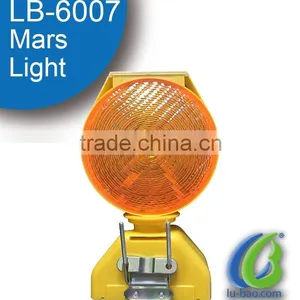 LB-6007 Lubao Polycarbonate Solar LED Traffic Warning Barricade Light On Sale thumbnail-2