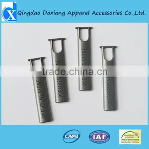 Magnetic Zipper Puller thumbnail-1