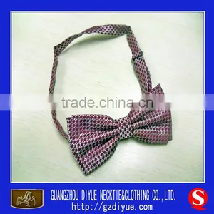 Fashionable Red Silk Woven Bow Ties thumbnail-1