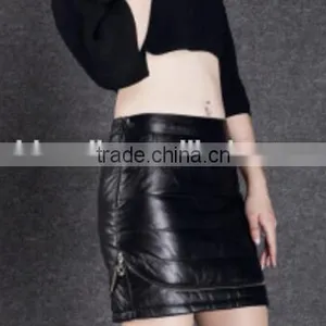 Fashion Girls Winter Feather Skirts Warm White and Black Feather Skirt thumbnail-2