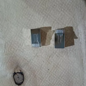 ​Shielded RJ-45 Plug With Protective Cap, Cat. 6A thumbnail-1