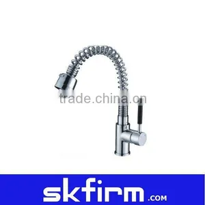 Pull Out Single Lever Brass Basin Faucet thumbnail-1