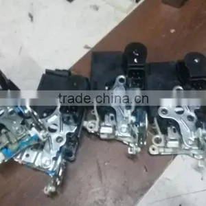 Wholesale MAXUS V80 Car Door Block LDV Genuine Auto Parts thumbnail-1