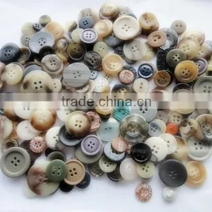 Mix Bright Plastic Resin Color Buttons for Gifts, Craft Making and Scrapbooking,diy Buttons thumbnail-1