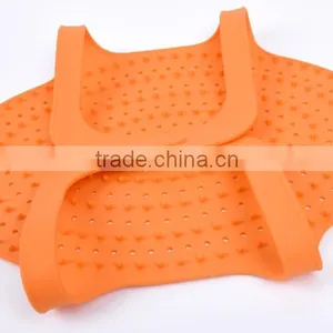 Wholesale Useful Cooking Tool Novelty Kitchen Set Multifunction Silicone Pot Holder thumbnail-2