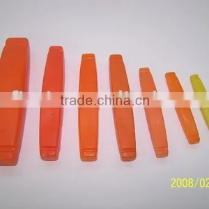 Plastic Floats thumbnail-1