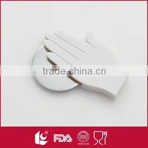 15A5605 Pizza Cutter thumbnail-1