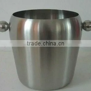 1.0L Stainless Steel Ice Bucket With Handle thumbnail-1