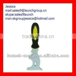 Plastic Handle Scraper thumbnail-1