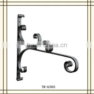 Cast Iron Wall Bracket thumbnail-1