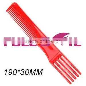 Plastic Comb thumbnail-1